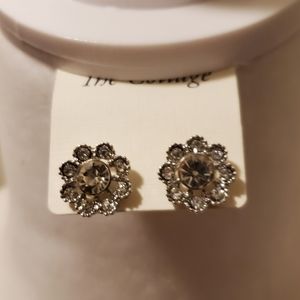 NWT Sparkle Flower Rhinestone Earrings
